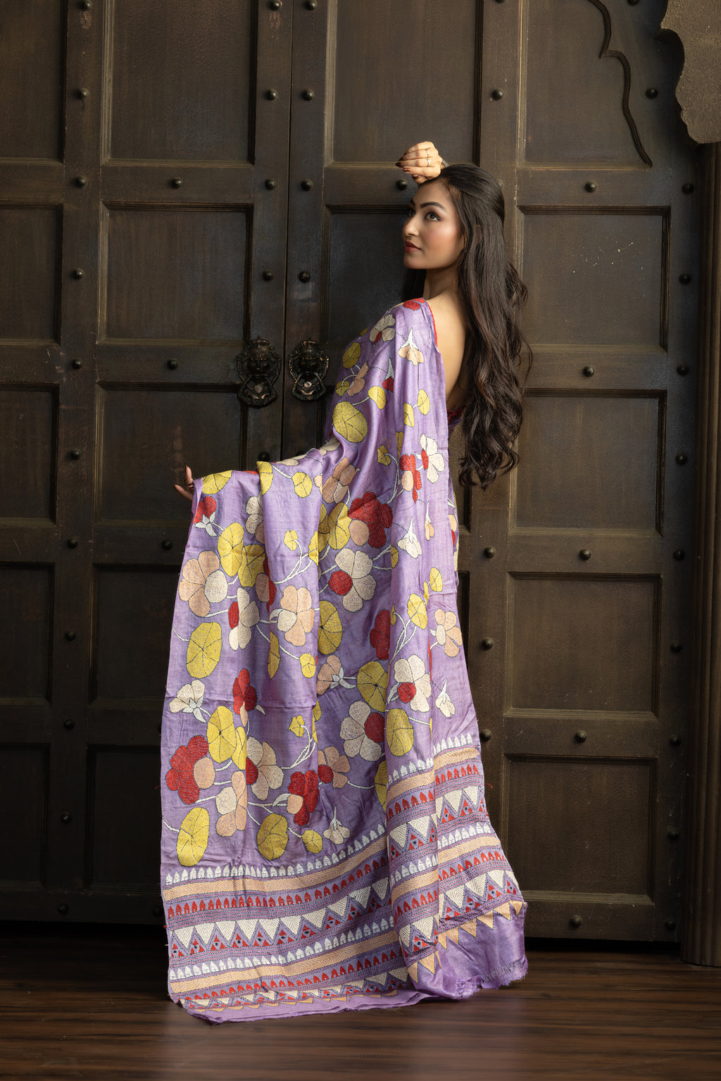 Exclusive Gachi by Gachi Tussar with Katha stitch in mauve base colour designer saree.