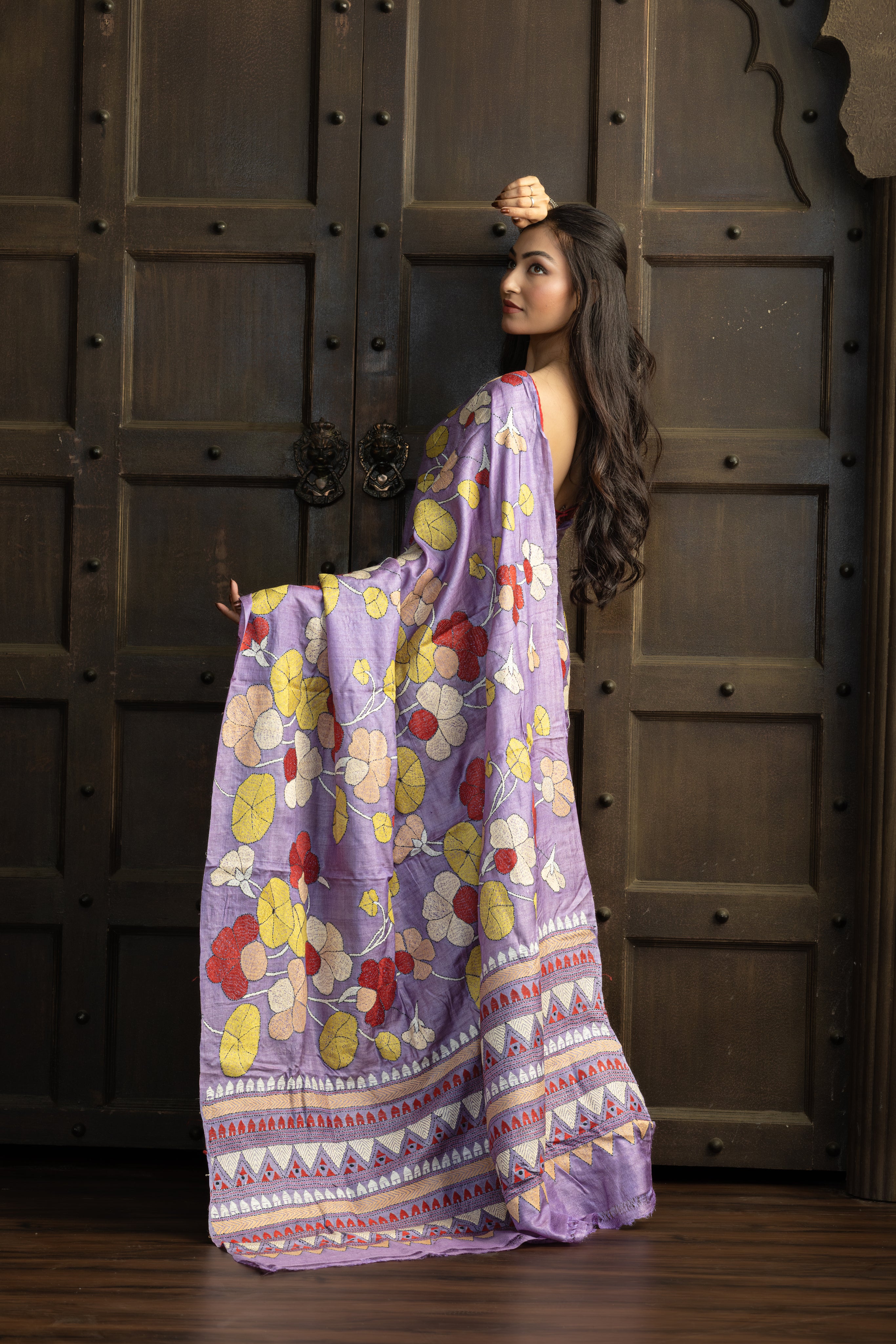 Exclusive Gachi by Gachi Tussar with Katha stitch in mauve base colour designer saree.