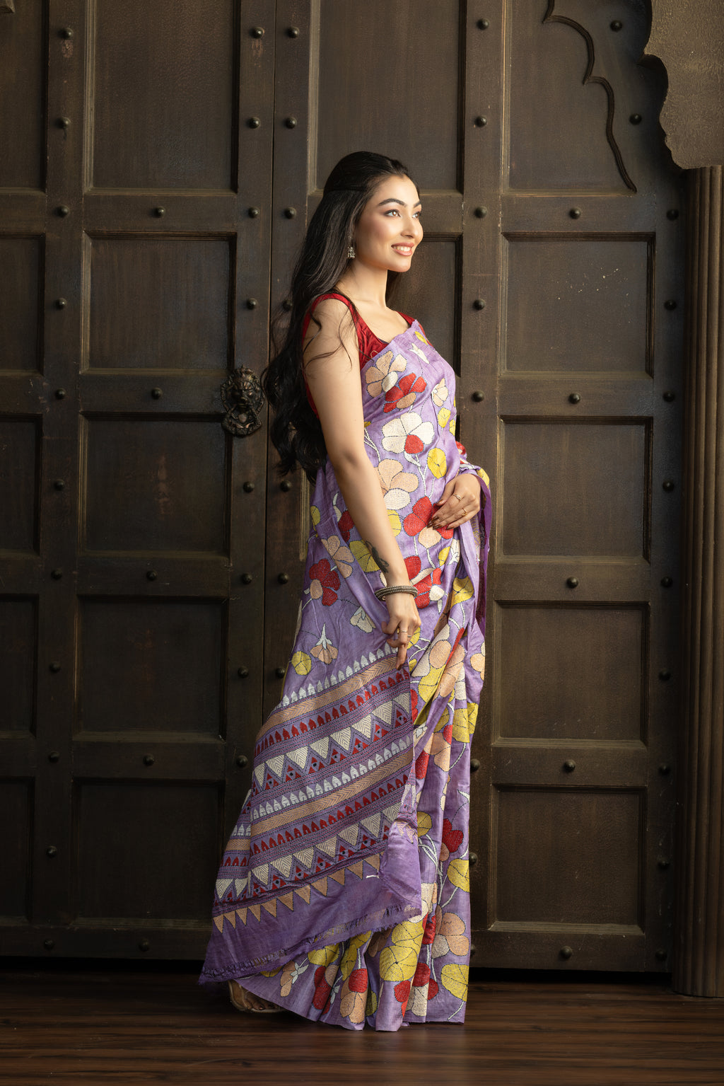 Exclusive Gachi by Gachi Tussar with Katha stitch in mauve base colour designer saree.