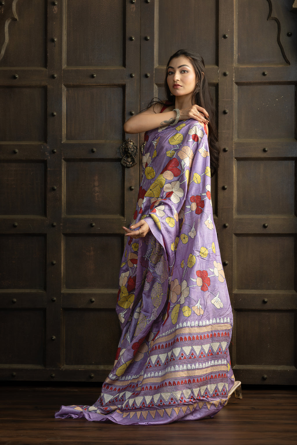 Exclusive Gachi by Gachi Tussar with Katha stitch in mauve base colour designer saree.