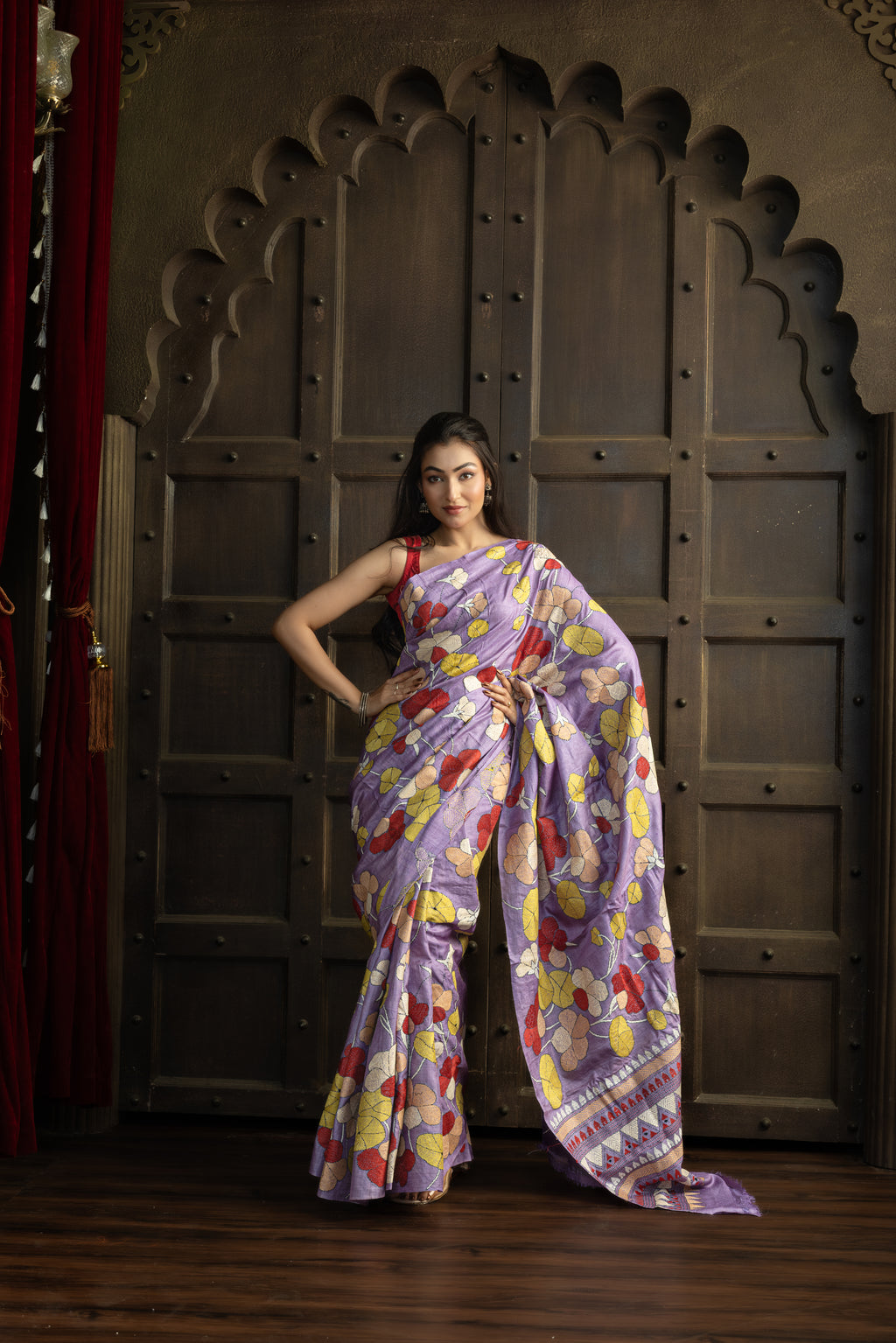 Exclusive Gachi by Gachi Tussar with Katha stitch in mauve base colour designer saree.