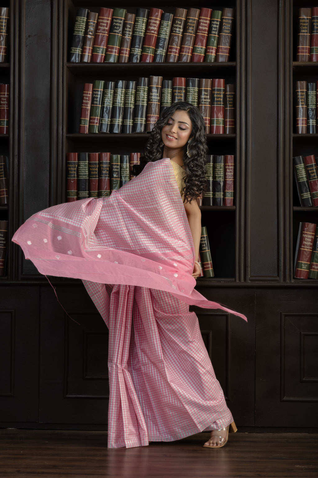 Zari Check Tissue Saree | Tissue silk Banarasi saree featuring contemporary zari checks