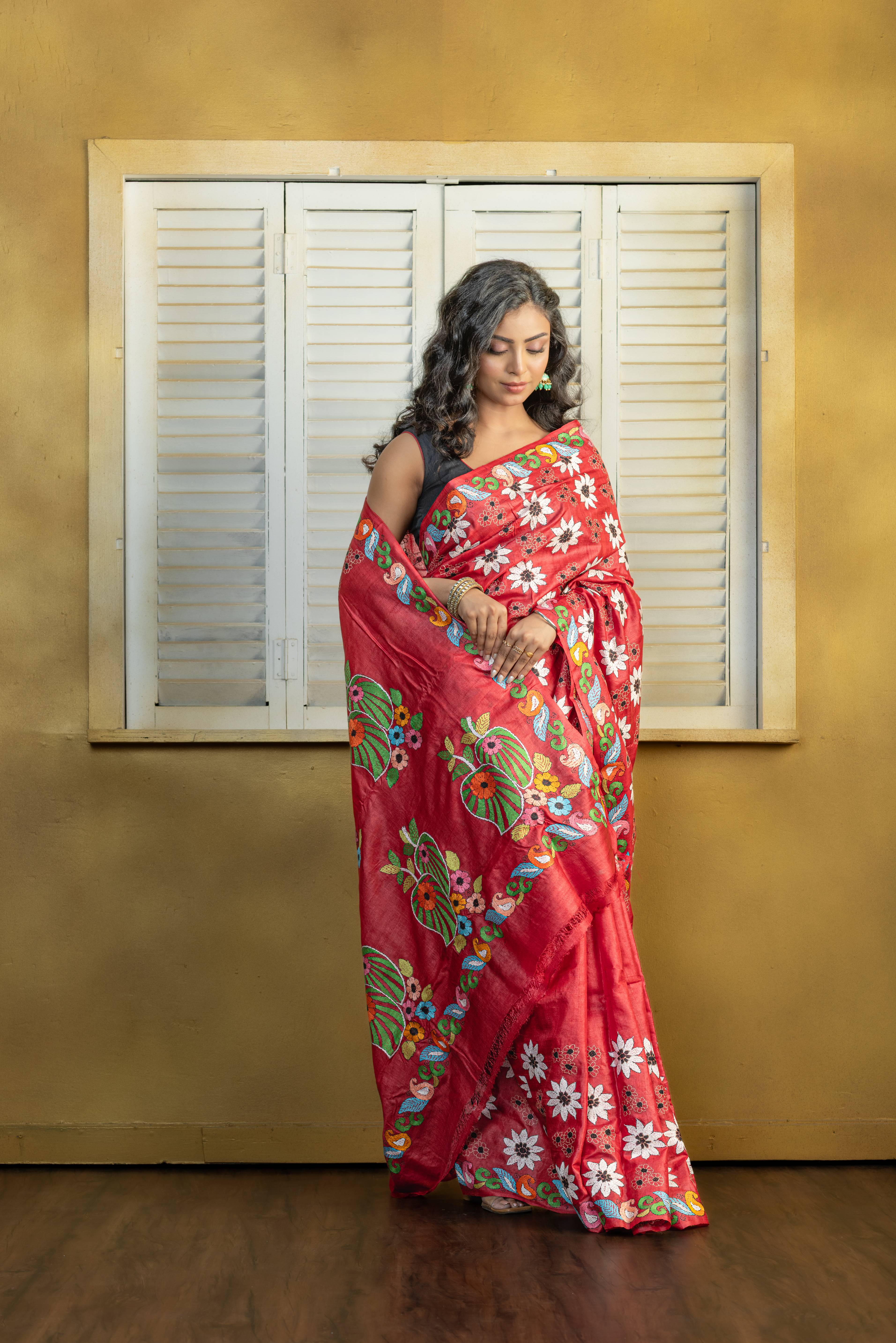 Exclusive Gachi by Gachi Tussar with multi-colour Katha stitch in red base colour designer saree